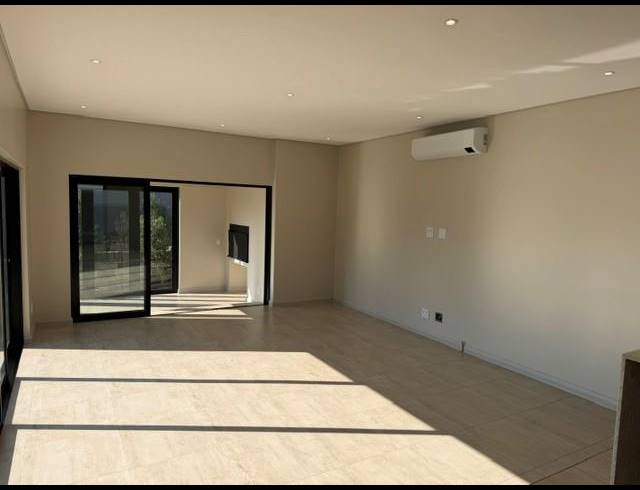 3 BEDROOM HOUSE FOR SALE IN FOUNTAINBROOK ESTATE